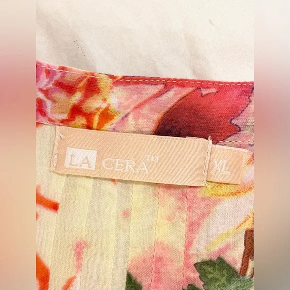 La Cera *Like New* Beautiful Floral Women’s Blouse Top Tunic | Size XL - Picture 2 of 12